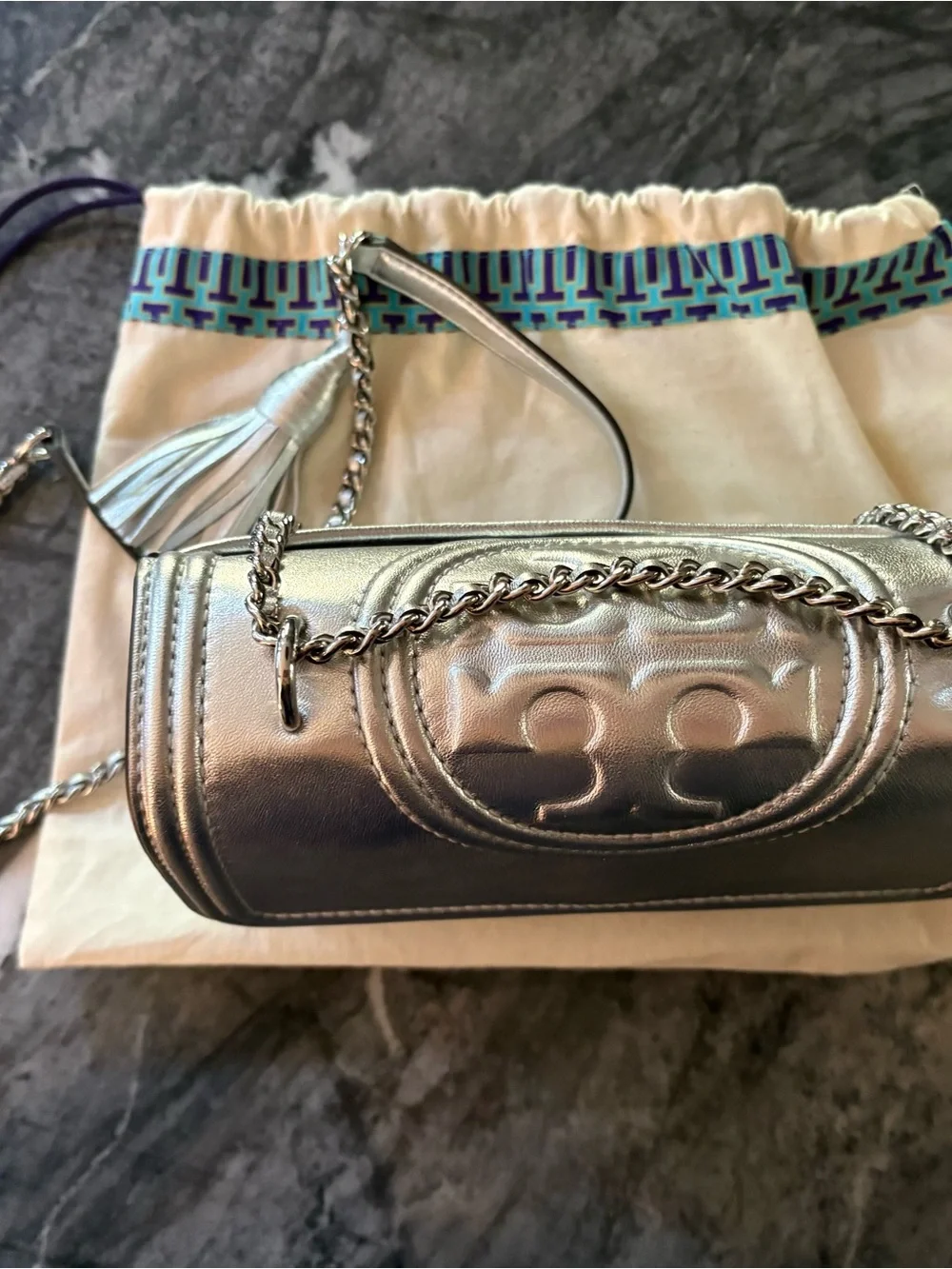 Tory Burch Silver Quilted Shoulder/Crossbody Leather bag with Chain Strap